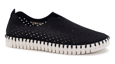 Smart, Casual Scandinavian Luxury with the Ilse Jacobsen Tulip