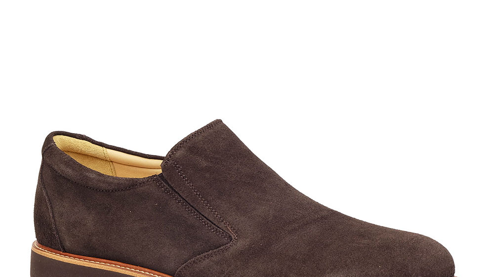 Flight Plan: Packing for Germany with Samuel Hubbard