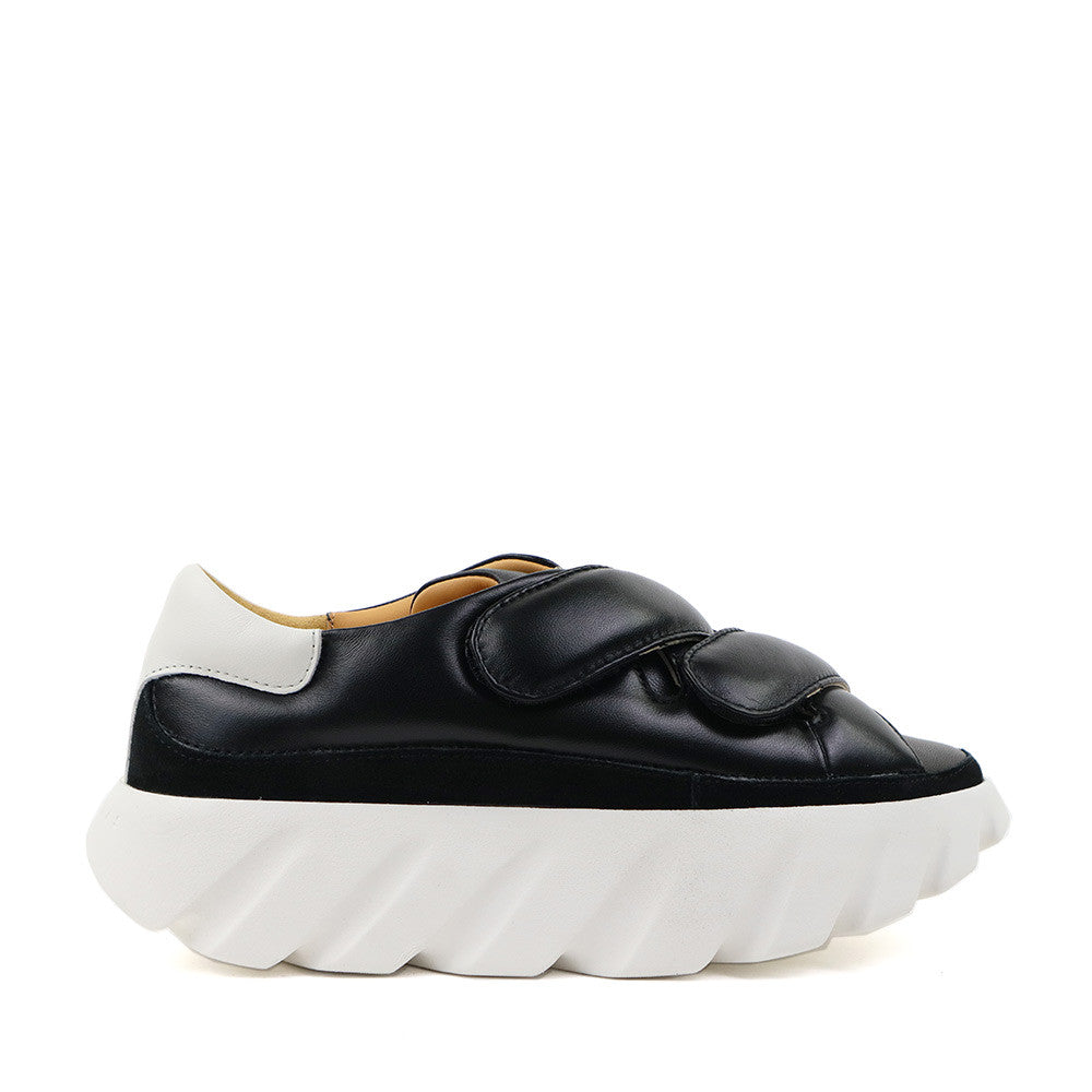 4ccccees Tura Lucky Black side view - Hanig's Footwear