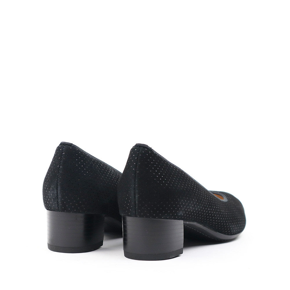 ARA Vivian Black Puntikid heel view - Hanig's Footwear
