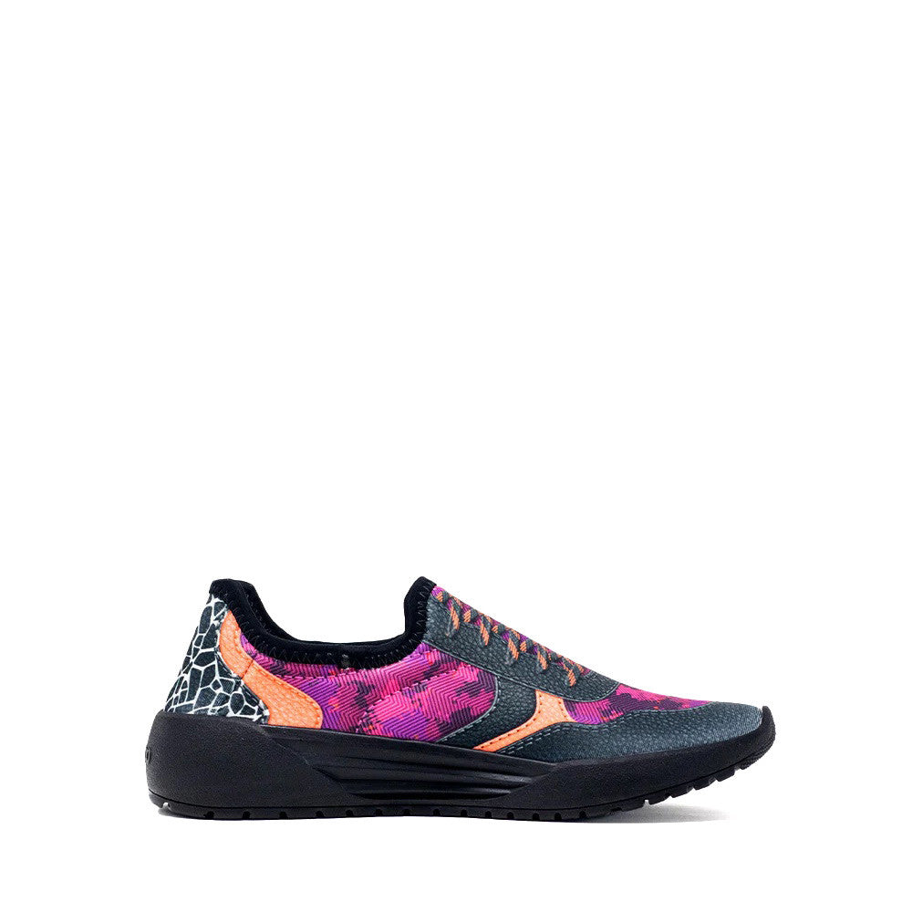 Psudo Court Womens Pink Camo side view - Hanig's Footwear
