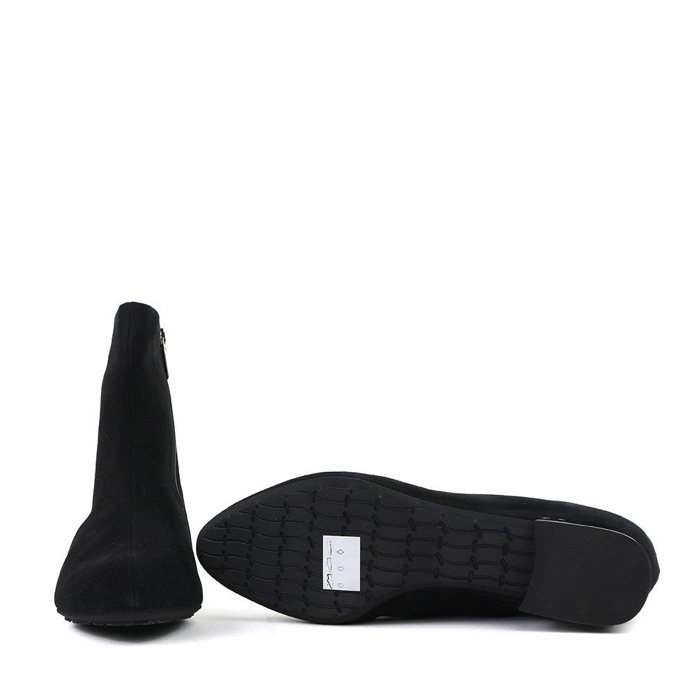 Thierry Rabotin Naxos S316MGR Black Suede sole view - Hanig's Footwear