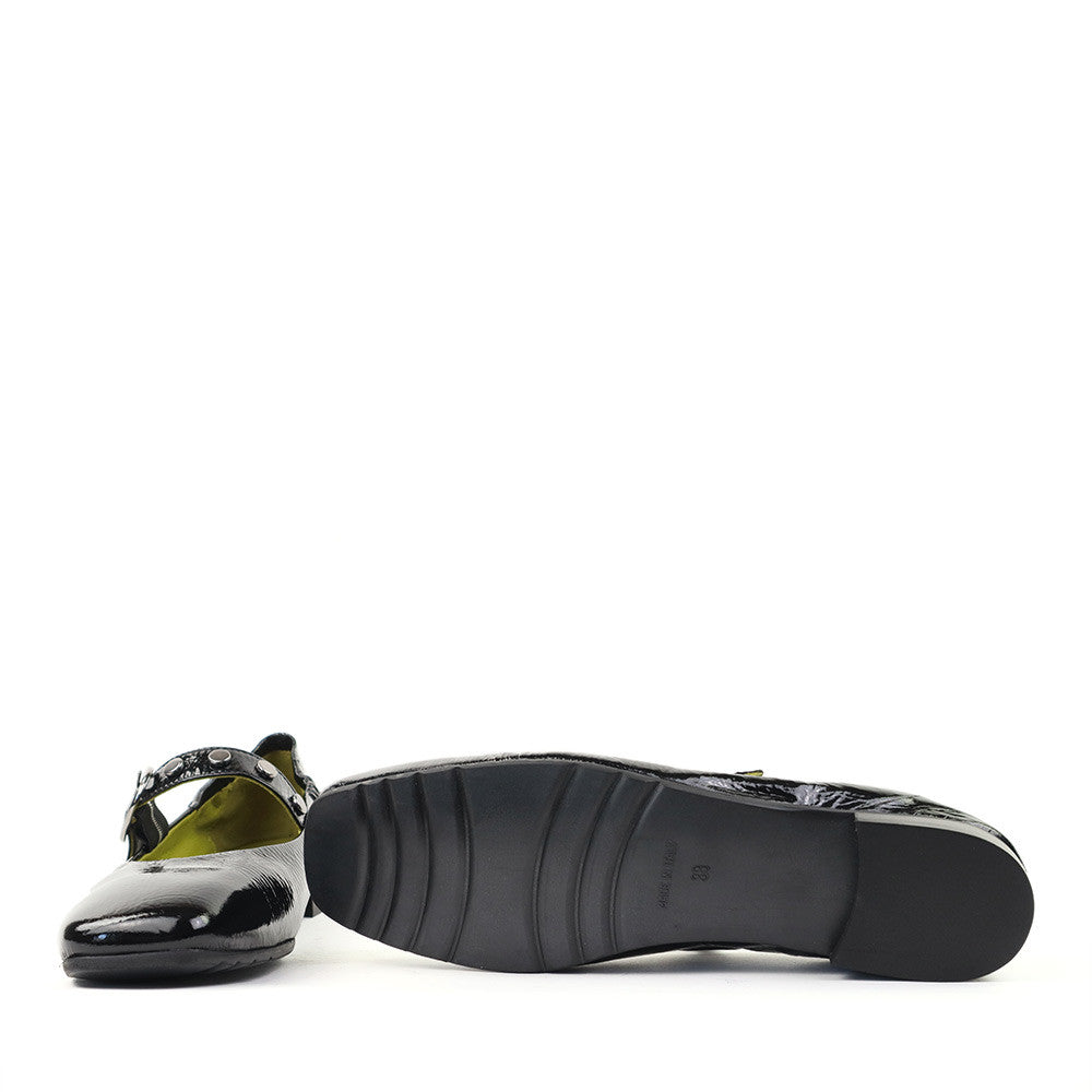 Mat 20 9209 Black sole view - Hanig's Footwear