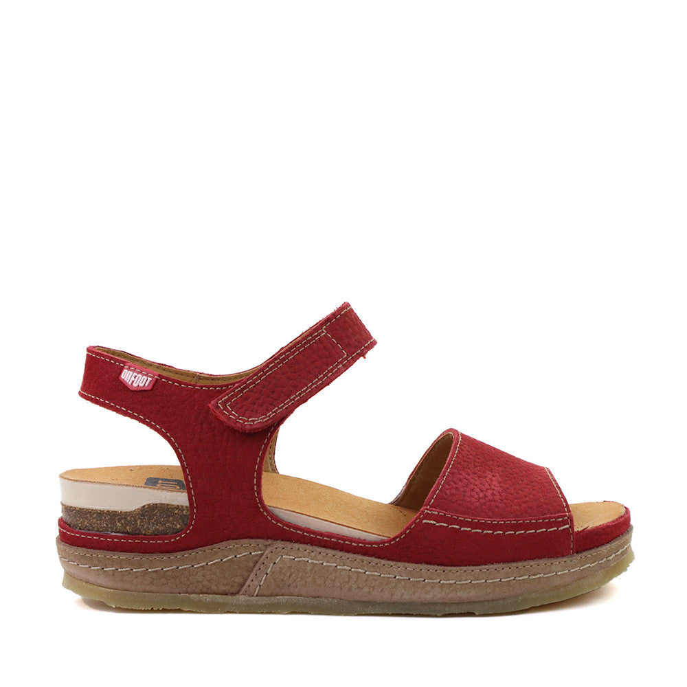 On Foot 240 Red side view - Hanigs Footwear