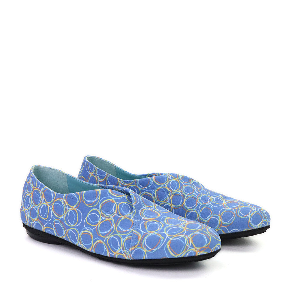 Thierry Rabotin Geranium 2275 Black Rings angle view - Hanig's Footwear