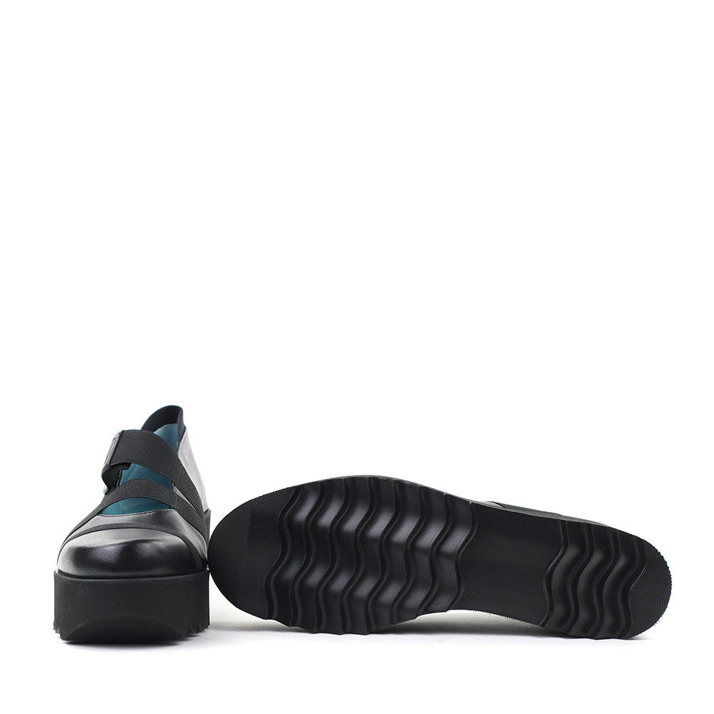 Thierry Rabotin Darcy T0201U7 Black Nappa side view - Hanig's Footwear
