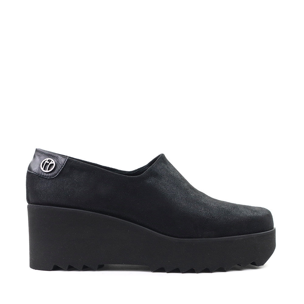 Thierry Rabotin Dream T0200 Black Rox side view - Hanig's Footwear