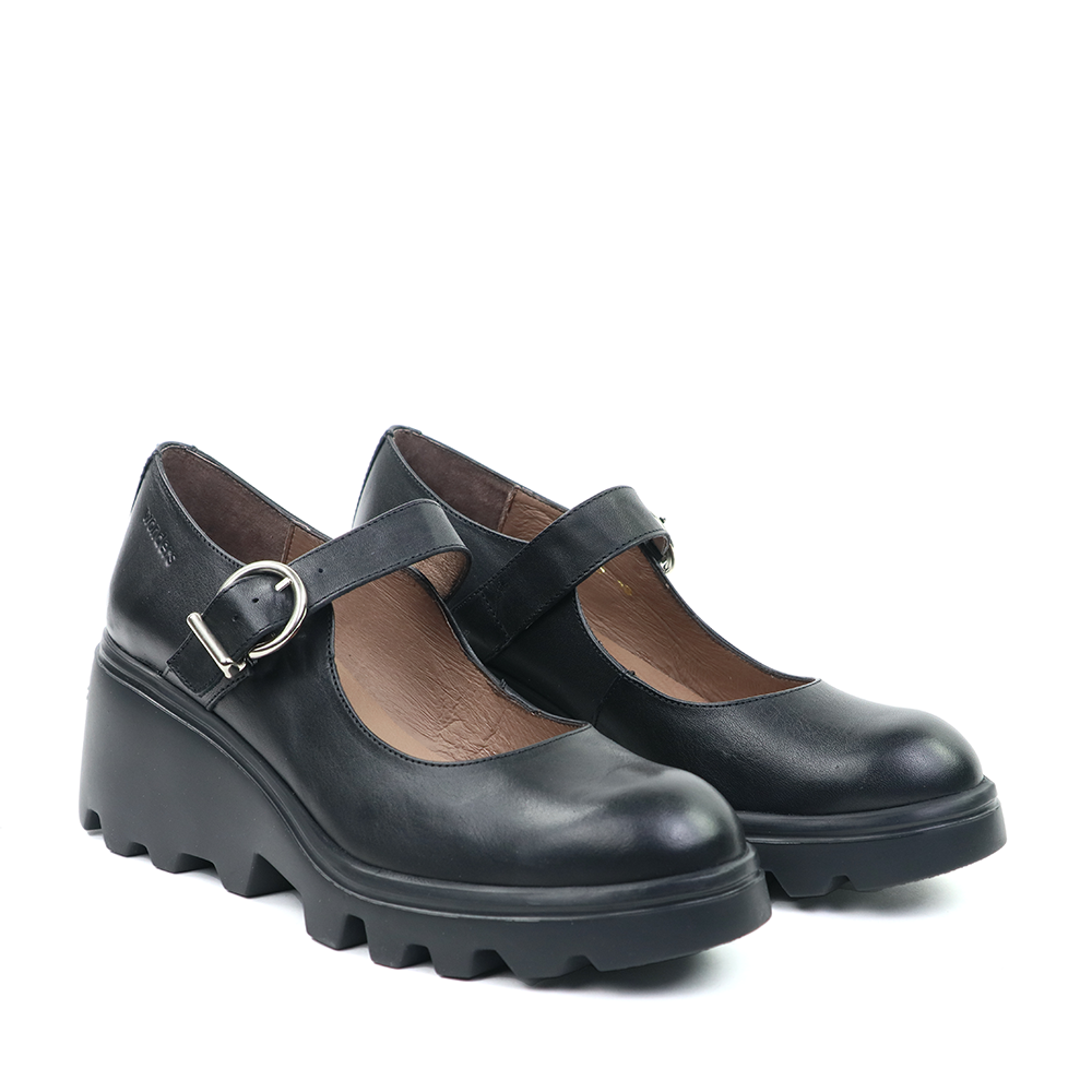 Wonders G-7003 Black angle view - Hanig's Footwear