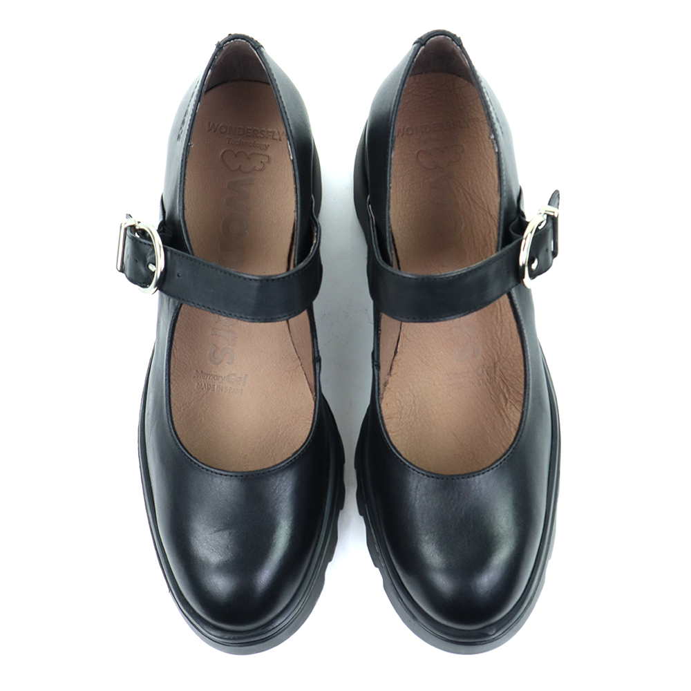 Wonders G-7003 Black top view - Hanig's Footwear