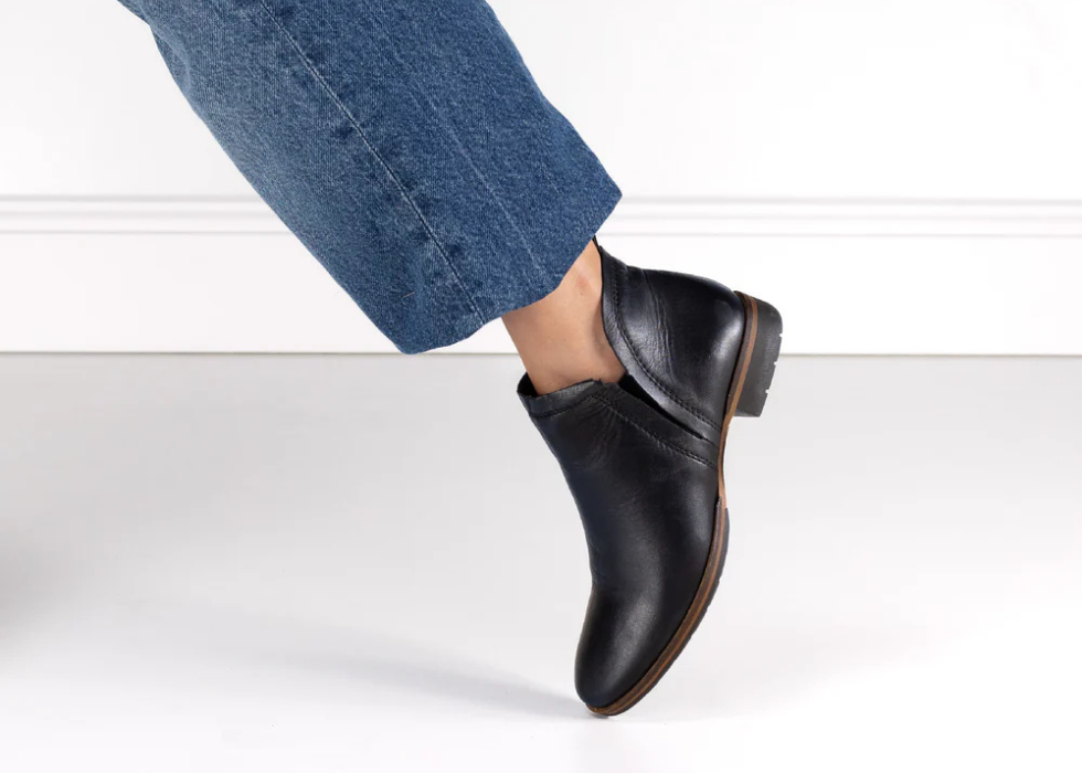 New Arrivals – Page 4 – Hanigs Footwear