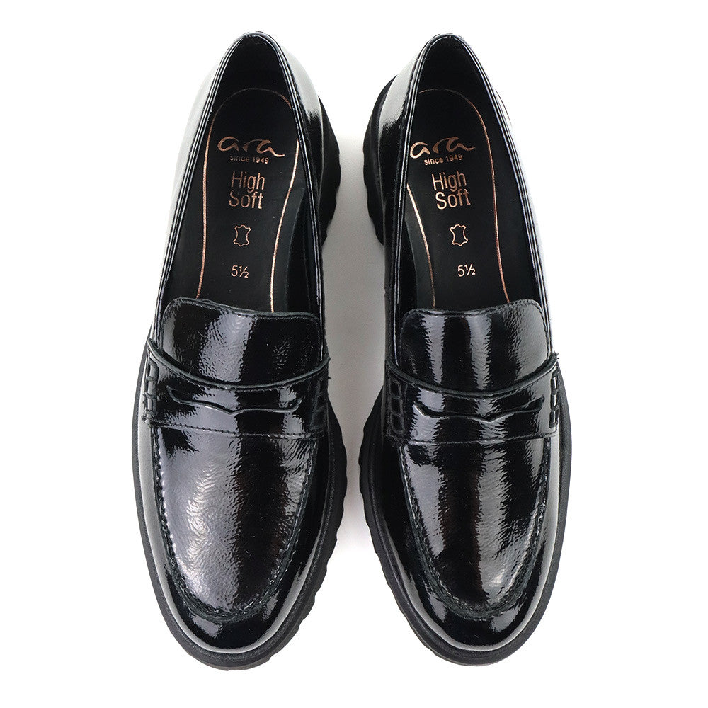 Ara Karina Black Patent top view - Hanig's Footwear