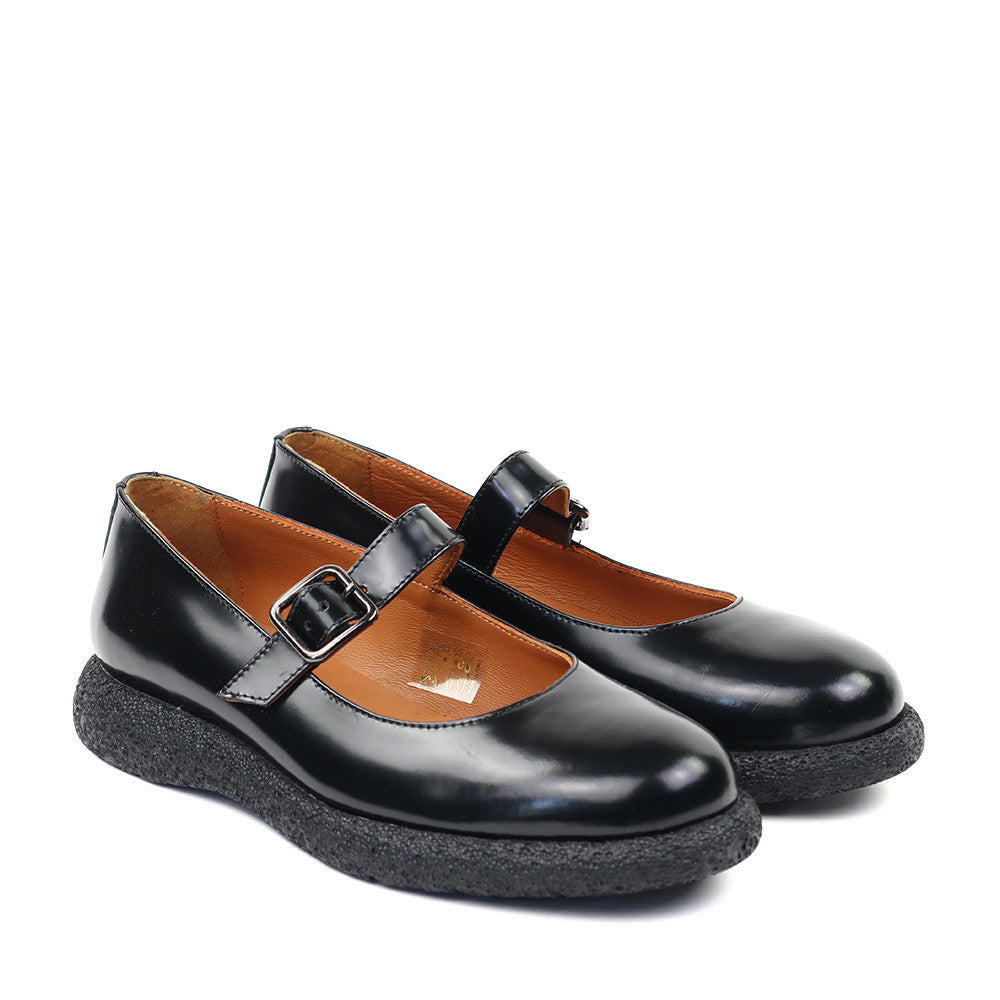 Mat 20 9009 Black Patent angle view - Hanig's Footwear