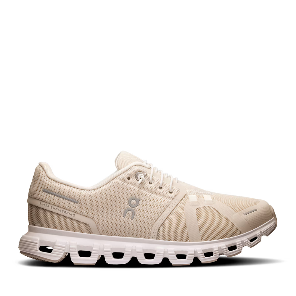 【楽天最安値に挑戦】 On Footwear Hanigs | Women White Pearl 6 Cloud 靴