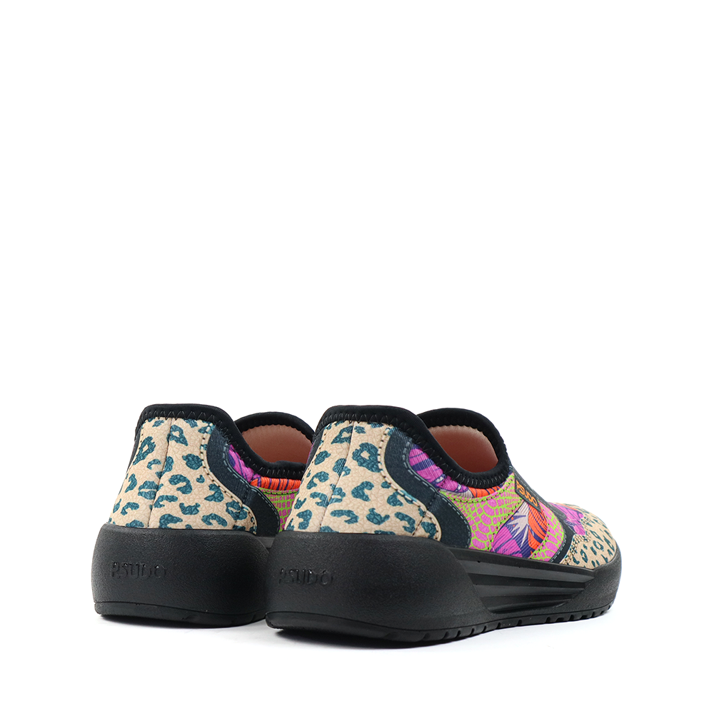 Psudo Court Womens Terra Jungle heel view - Hanig's Footwear